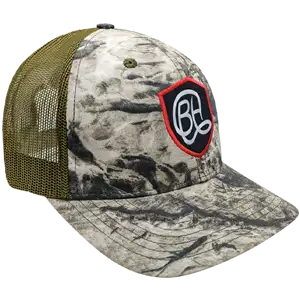 photo of a camo hat
